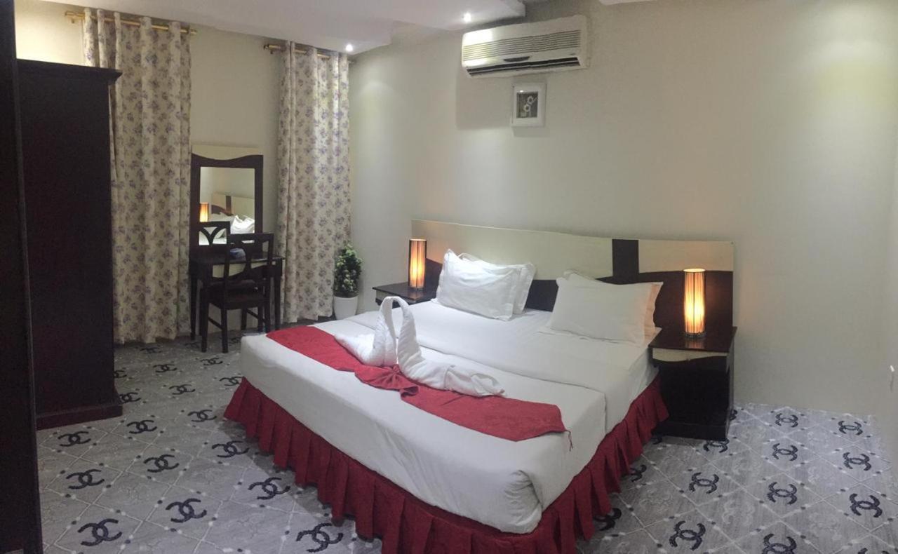 Merfal Hotel Apartments Al Taawan Ar Riyad Esterno foto