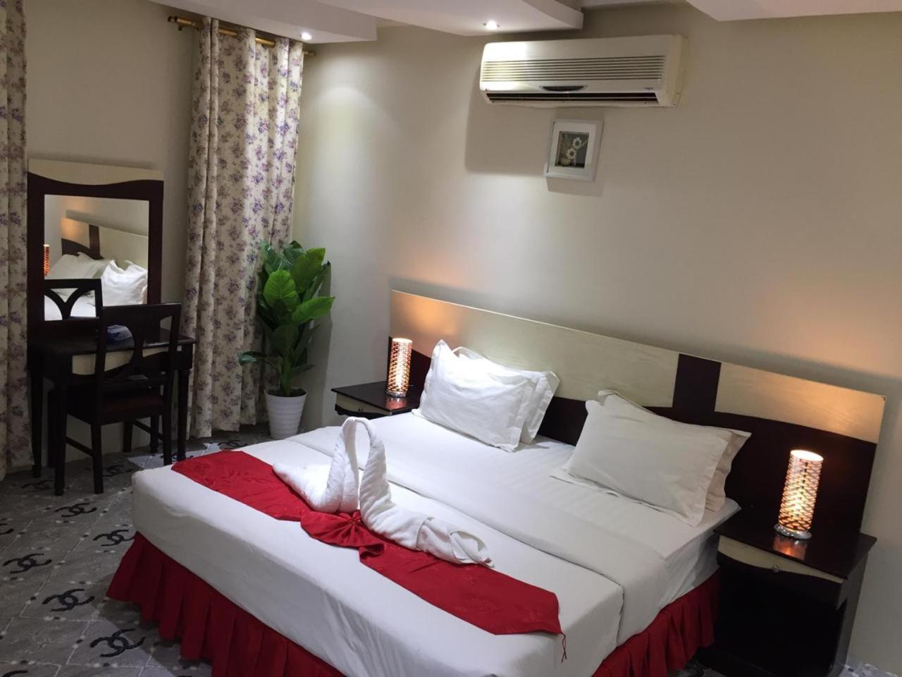 Merfal Hotel Apartments Al Taawan Ar Riyad Esterno foto