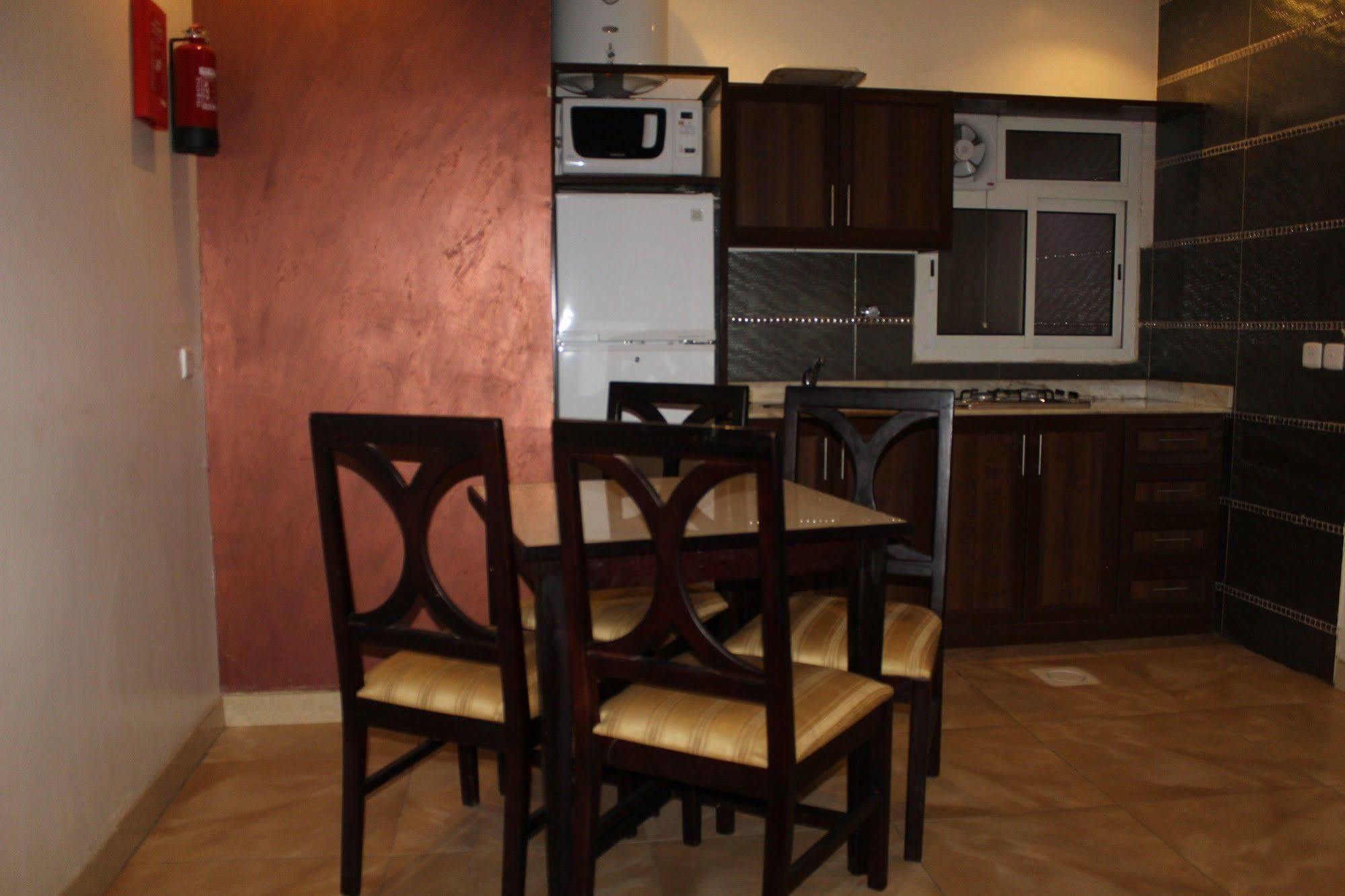 Merfal Hotel Apartments Al Taawan Ar Riyad Esterno foto